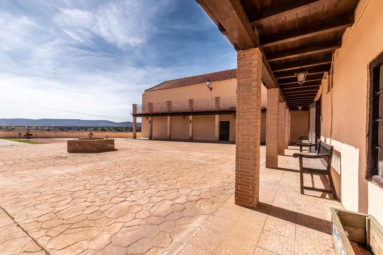 Finca Casa Rural De La Mata Toledo Exterior foto
